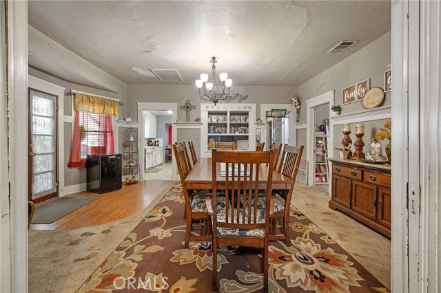 Detail Gallery Image 10 of 49 For 300 N Berry Rd, –,  CA 93272 - 3 Beds | 2 Baths