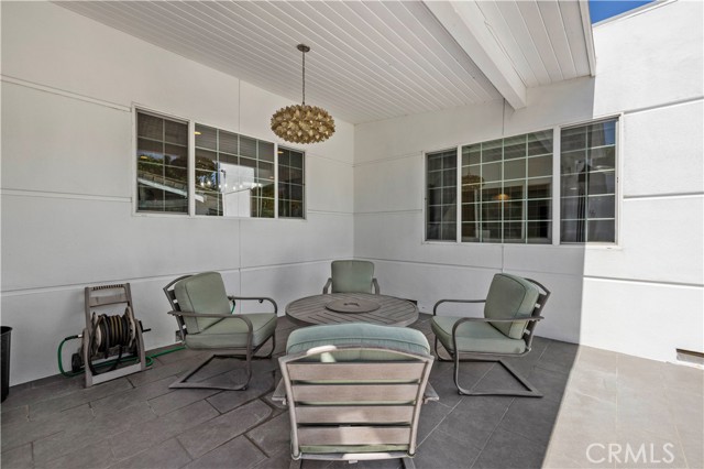 8944 Enfield, Sherwood Forest CA: https://media.crmls.org/medias/b42bdc97-aa9e-4a6a-bf64-573afb4bd794.jpg