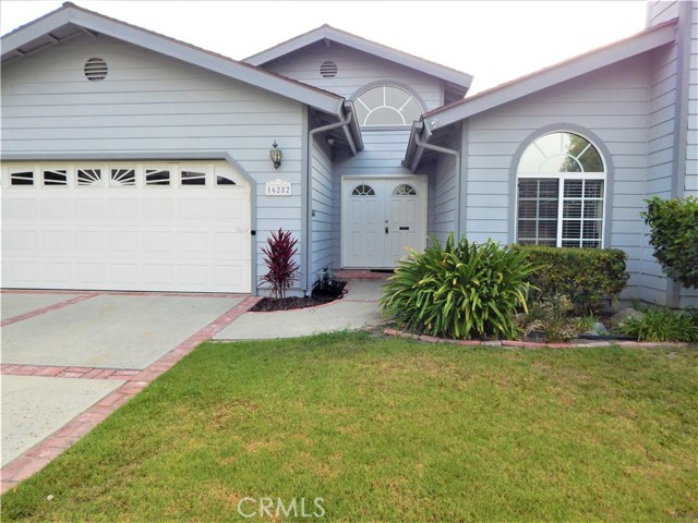 16282 Bradbury Ln, Huntington Beach, CA 92647