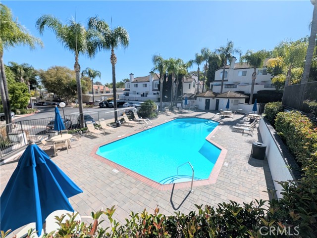 Detail Gallery Image 4 of 24 For 13133 Le Parc #1009,  Chino Hills,  CA 91709 - 2 Beds | 2/1 Baths