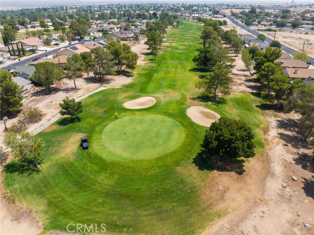 13745 Bel Air Drive, Victorville CA: https://media.crmls.org/medias/b42c93d1-a7e5-4044-bb8a-3939411c7061.jpg