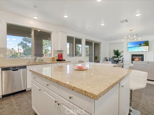 Detail Gallery Image 9 of 53 For 82676 Burnette Dr, Indio,  CA 92201 - 3 Beds | 2 Baths