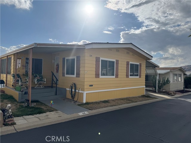 Detail Gallery Image 2 of 33 For 35218 Fir Ave #114,  Yucaipa,  CA 92399 - 2 Beds | 2 Baths