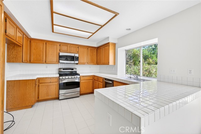 Detail Gallery Image 16 of 54 For 3577 Belgian Dr, Norco,  CA 92860 - 4 Beds | 3 Baths