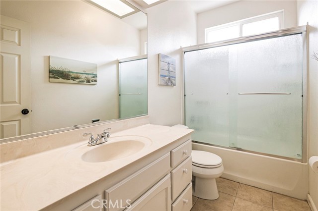 Detail Gallery Image 27 of 50 For 2077 Rochester Dr, Chico,  CA 95928 - 4 Beds | 2 Baths