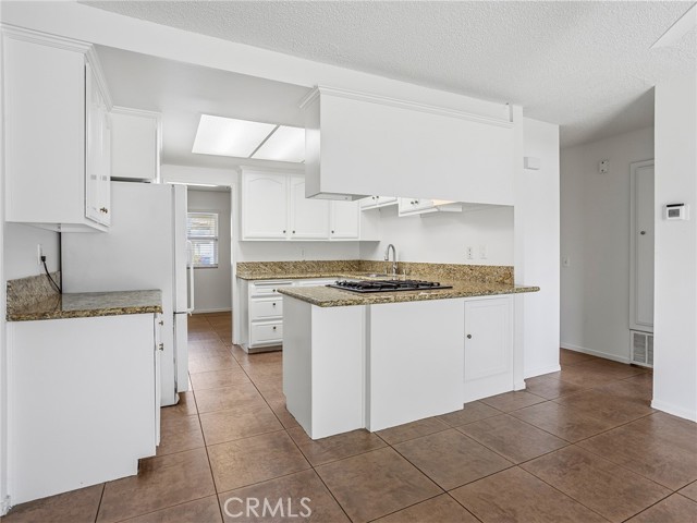 Detail Gallery Image 10 of 49 For 7415 Kirkwood Ave, Rancho Cucamonga,  CA 91730 - 3 Beds | 2 Baths