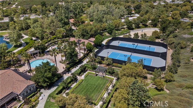 Detail Gallery Image 38 of 70 For 29248 Dakota Dr, Valencia,  CA 91354 - 4 Beds | 3 Baths