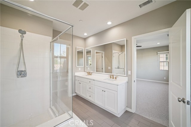 Detail Gallery Image 17 of 46 For 107 Kestrel, Irvine,  CA 92618 - 3 Beds | 3/1 Baths