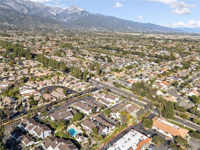 Detail Gallery Image 45 of 47 For 1693 N Mountain #D,  Upland,  CA 91784 - 3 Beds | 2/1 Baths