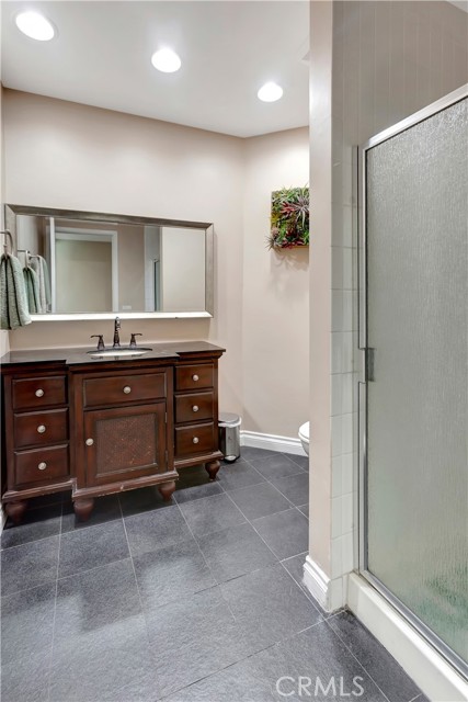 Detail Gallery Image 10 of 26 For 2 Escapade Ct, Newport Beach,  CA 92663 - 3 Beds | 3 Baths