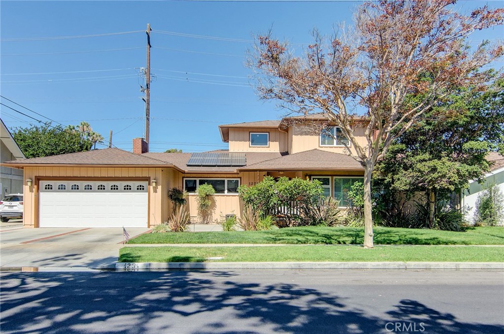 1251 Hackett Avenue