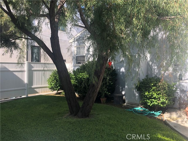 Detail Gallery Image 8 of 17 For 406 .5 Heliotrope Ave #B,  Corona Del Mar,  CA 92625 - 2 Beds | 2 Baths