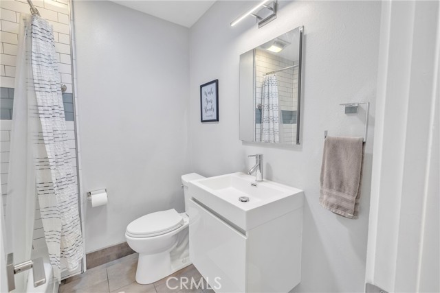 3120 Carfax Avenue, Long Beach CA: https://media.crmls.org/medias/b43323ff-ef79-4820-852e-5aa59ed3fc62.jpg