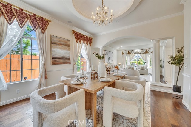 1768 Oakwood Avenue, Arcadia CA: https://media.crmls.org/medias/b4348193-1f0e-46c6-b192-84235f7e50e3.jpg