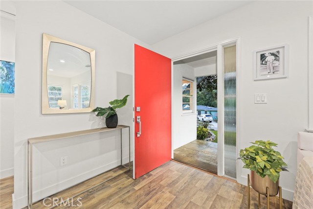 3617 Montrose Avenue photo 7