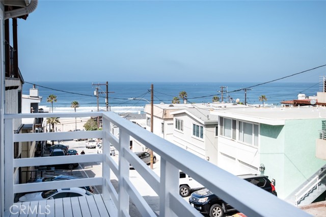 212 41st Street, Manhattan Beach, California 90266, 3 Bedrooms Bedrooms, ,1 BathroomBathrooms,Residential,Sold,41st Street,SB22068683