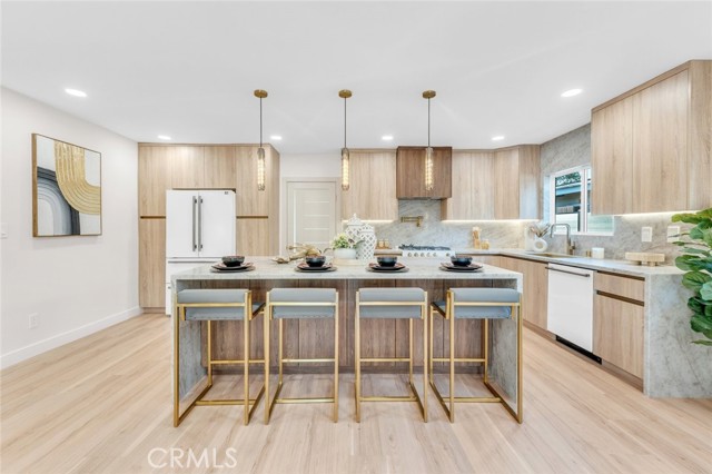 Detail Gallery Image 22 of 56 For 8848 Gerald Ave, North Hills,  CA 91343 - 4 Beds | 2 Baths