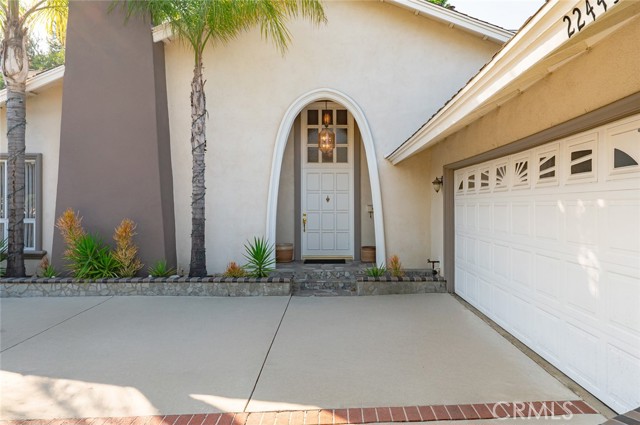 22443 Robin Oaks, Diamond Bar CA: https://media.crmls.org/medias/b4367809-a875-4062-adff-589928887786.jpg