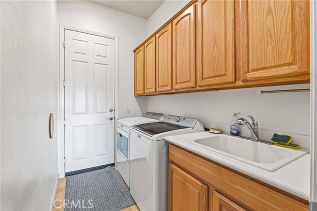 Detail Gallery Image 25 of 32 For 11090 Dandelion Ln, Apple Valley,  CA 92308 - 4 Beds | 3 Baths