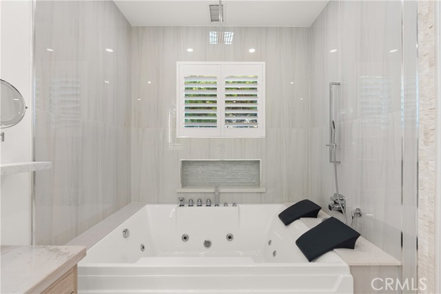 Detail Gallery Image 12 of 58 For 29752 Ana Maria, Laguna Niguel,  CA 92677 - 6 Beds | 5 Baths