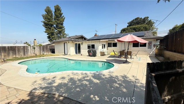 35405 Date Avenue, Yucaipa CA: https://media.crmls.org/medias/b43ac3ba-876e-4d2b-86d1-d99db942a77c.jpg