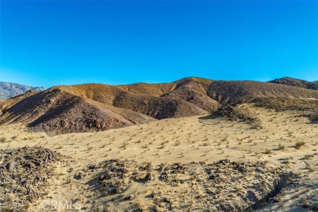 Detail Gallery Image 16 of 37 For 67840 Mesa Dr, Twentynine Palms,  CA 92277 - – Beds | – Baths