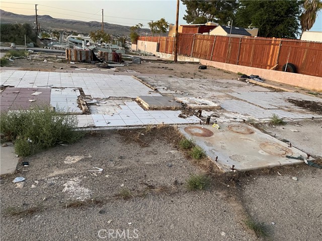 226 E Fredricks Street, Barstow, California 92311, ,Commercial Sale,For Sale,226 E Fredricks Street,CRSR23049077