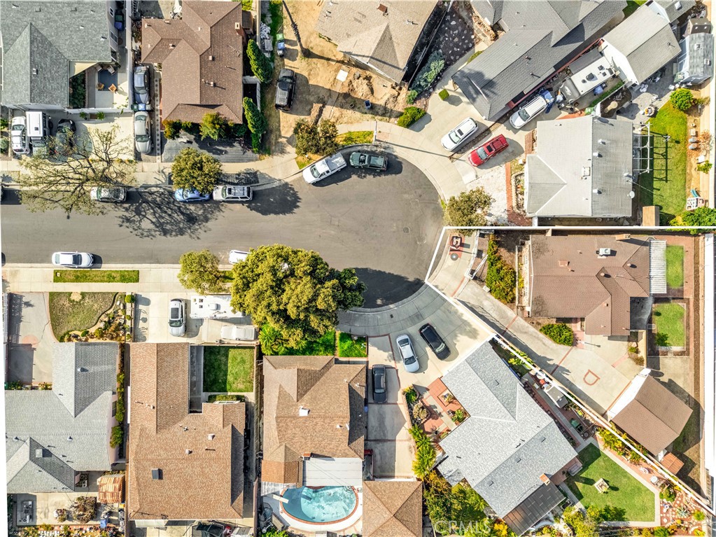 MLS #OC25275779 image #1