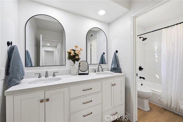 Detail Gallery Image 27 of 45 For 1394 La Culebra Cir, Camarillo,  CA 93012 - 4 Beds | 2/1 Baths
