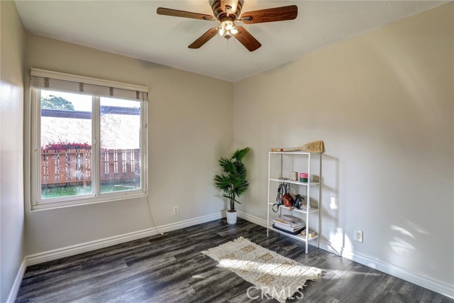 Detail Gallery Image 15 of 50 For 3723 Country Club Drive #9,  Long Beach,  CA 90807 - 3 Beds | 2 Baths