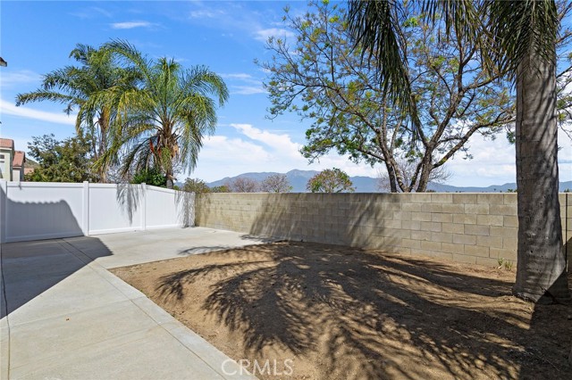 Image 3 for 15598 Willow Dr, Fontana, CA 92337