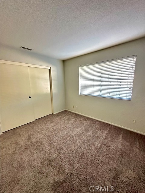 Detail Gallery Image 8 of 15 For 14845 Amorose, Lake Elsinore,  CA 92530 - 4 Beds | 2 Baths