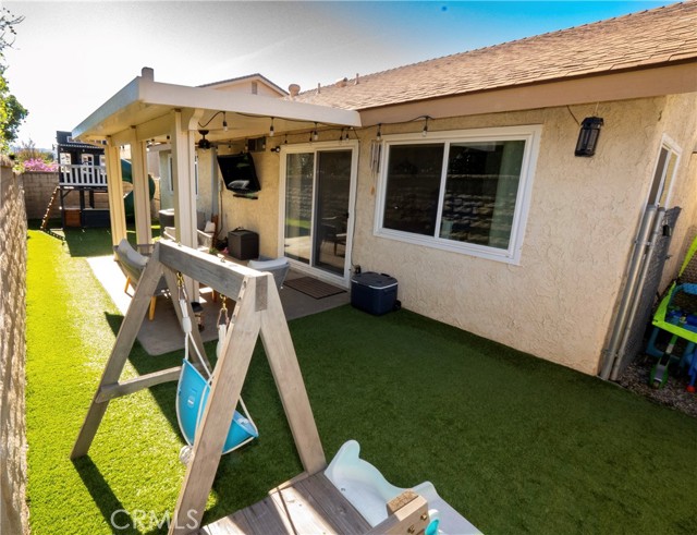 Detail Gallery Image 18 of 20 For 27626 Saffron Ln, Saugus,  CA 91350 - 3 Beds | 2 Baths