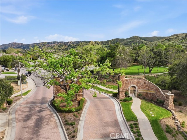 Detail Gallery Image 40 of 43 For 5244 Huckleberry Oak, Simi Valley,  CA 93063 - 5 Beds | 3 Baths