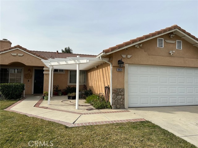 MLS# OC22259720