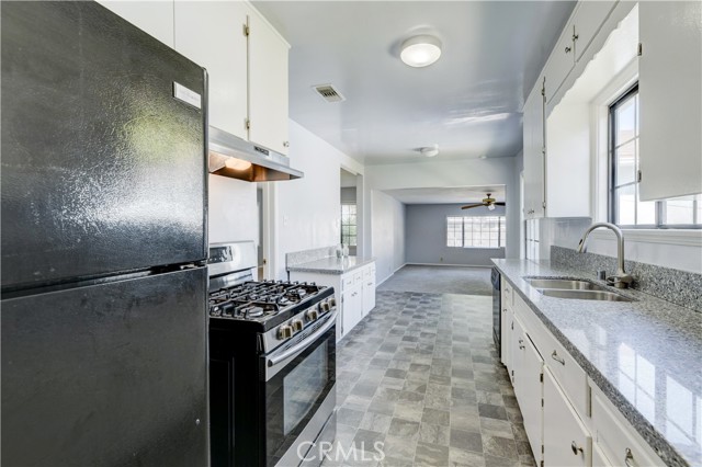 B4401871 74fb 4abd A85b B5bc8c14e054