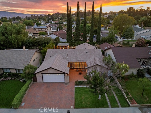 26927 Cuatro Milpas Street, Valencia CA: https://media.crmls.org/medias/b44048ed-9eb5-47f9-a6a5-8ccd94870487.jpg