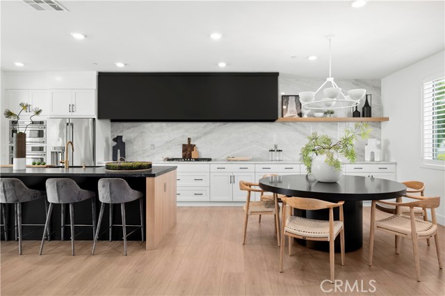 220 Tank, Irvine CA: https://media.crmls.org/medias/b4406619-f531-45ff-a443-e81b4cfc4c5f.jpg