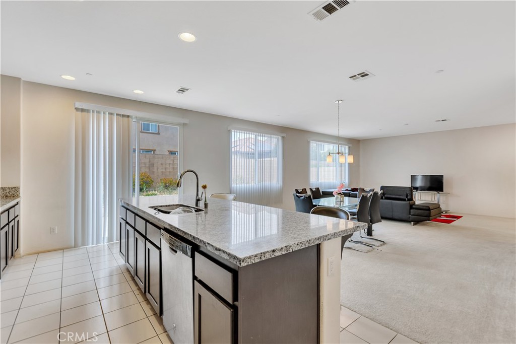 MLS #AR25100495 img 12