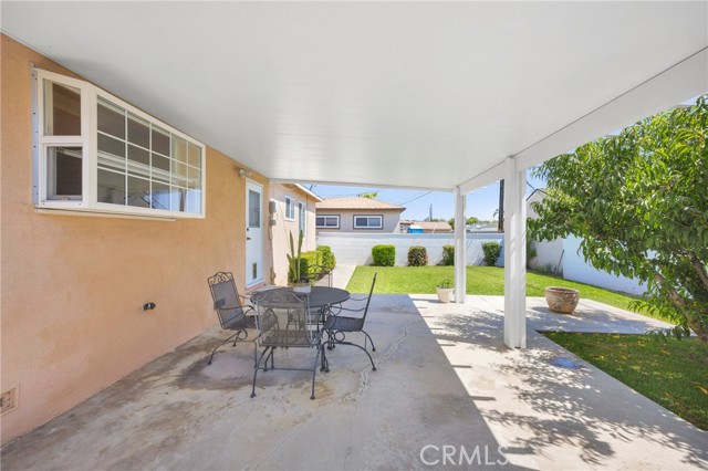 4736 Vangold Avenue, Lakewood CA: https://media.crmls.org/medias/b44292e3-d19d-44c6-bdb3-b690c987a019.jpg