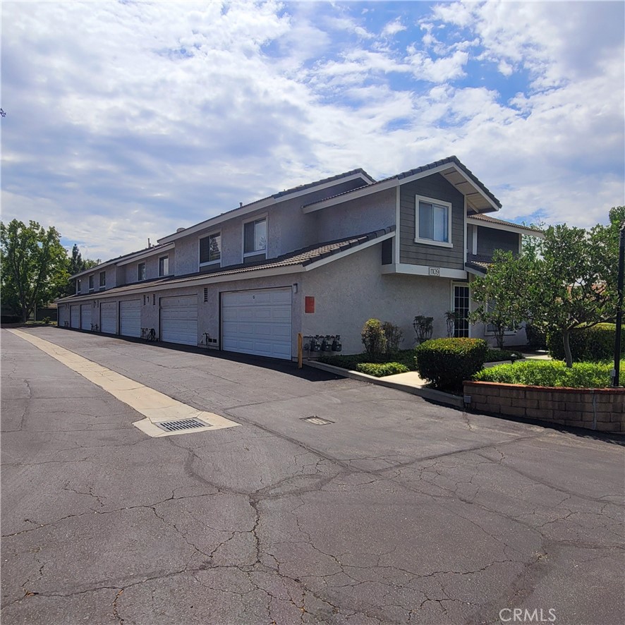1109 Golden Springs Drive #G