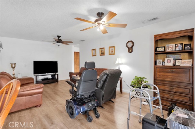 Detail Gallery Image 18 of 61 For 936 Pinon, Barstow,  CA 92311 - 4 Beds | 2 Baths