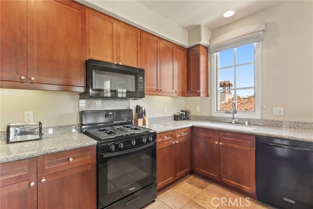 Detail Gallery Image 3 of 33 For 48788 Classic Dr, La Quinta,  CA 92253 - 3 Beds | 3 Baths