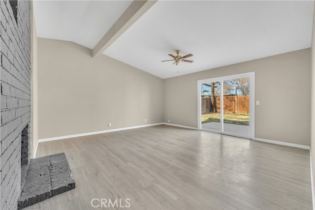 Detail Gallery Image 4 of 17 For 1041 W Avenue H2, Lancaster,  CA 93534 - 4 Beds | 2 Baths