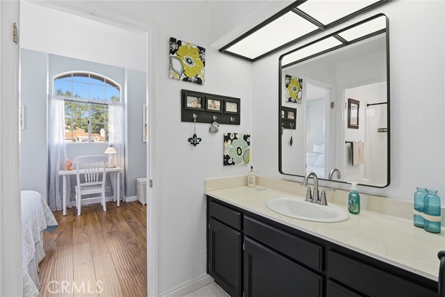 Detail Gallery Image 25 of 42 For 15546 Mallory Ct, Moorpark,  CA 93021 - 4 Beds | 3 Baths