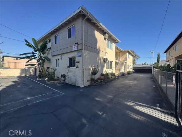 Detail Gallery Image 3 of 14 For 6934 Hinds, North Hollywood,  CA 91605 - – Beds | – Baths