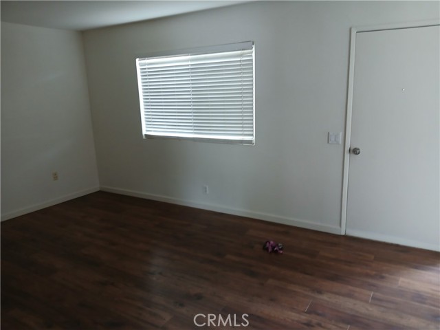 Photo #2: IV25100568 Listing 