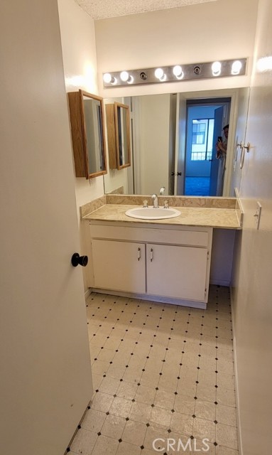 Photo #8: SW25095184 Listing: Photo #8