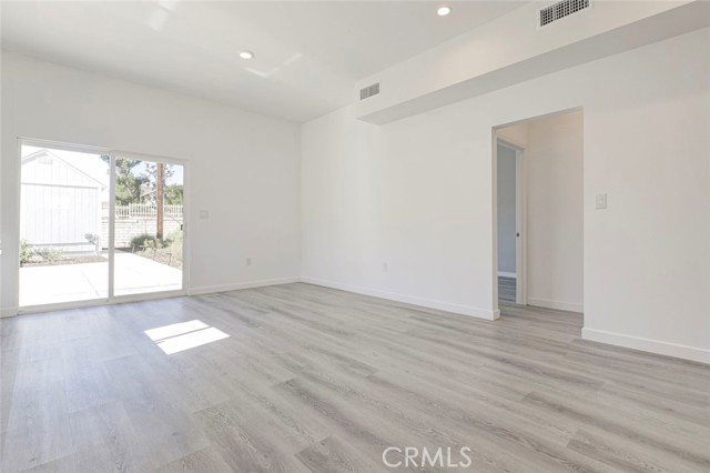 Detail Gallery Image 10 of 37 For 10499 Yolanda, Porter Ranch,  CA 91326 - 3 Beds | 3 Baths