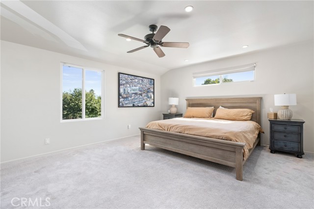 Detail Gallery Image 10 of 22 For 285 Sierks Street, Costa Mesa,  CA 92627 - 5 Beds | 3 Baths